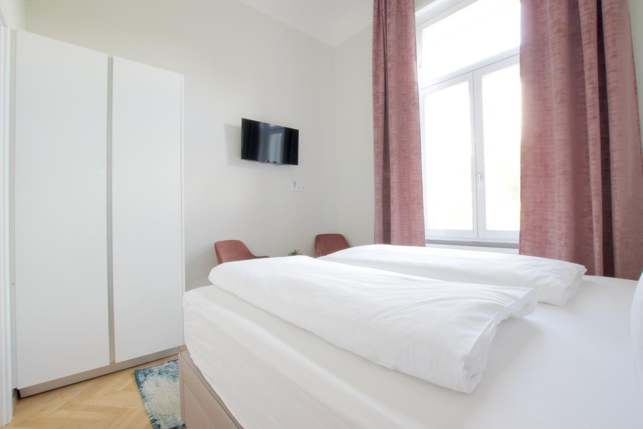 Europest Luxury Suites Βουδαπέστη Εξωτερικό φωτογραφία