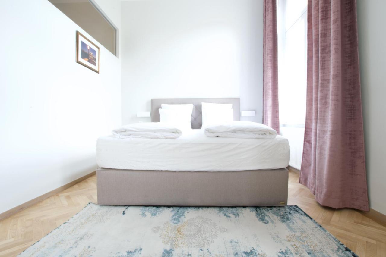 Europest Luxury Suites Βουδαπέστη Εξωτερικό φωτογραφία