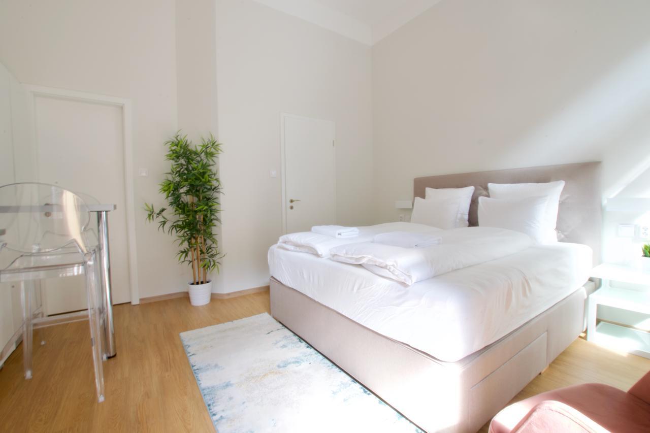 Europest Luxury Suites Βουδαπέστη Εξωτερικό φωτογραφία