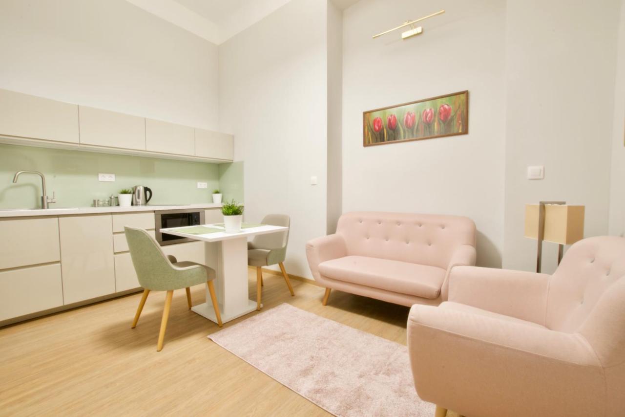 Europest Luxury Suites Βουδαπέστη Εξωτερικό φωτογραφία